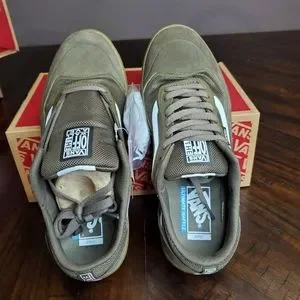 Vans Shoes Vans Ave Pro Canteengum Men Size 75 Equivalent To